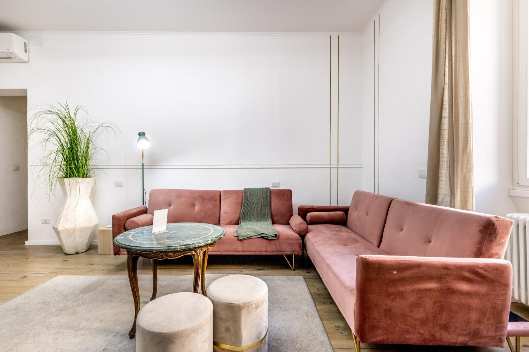 Cdr 190 - Vaticano Apartment